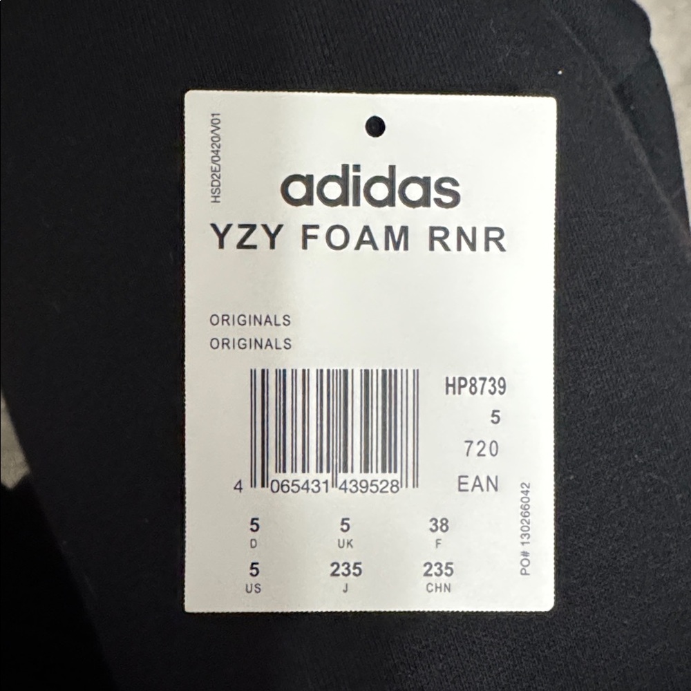 Yeezy foam RNR - Picture 4 of 4